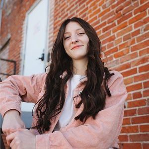 Meet your Posher, Jada